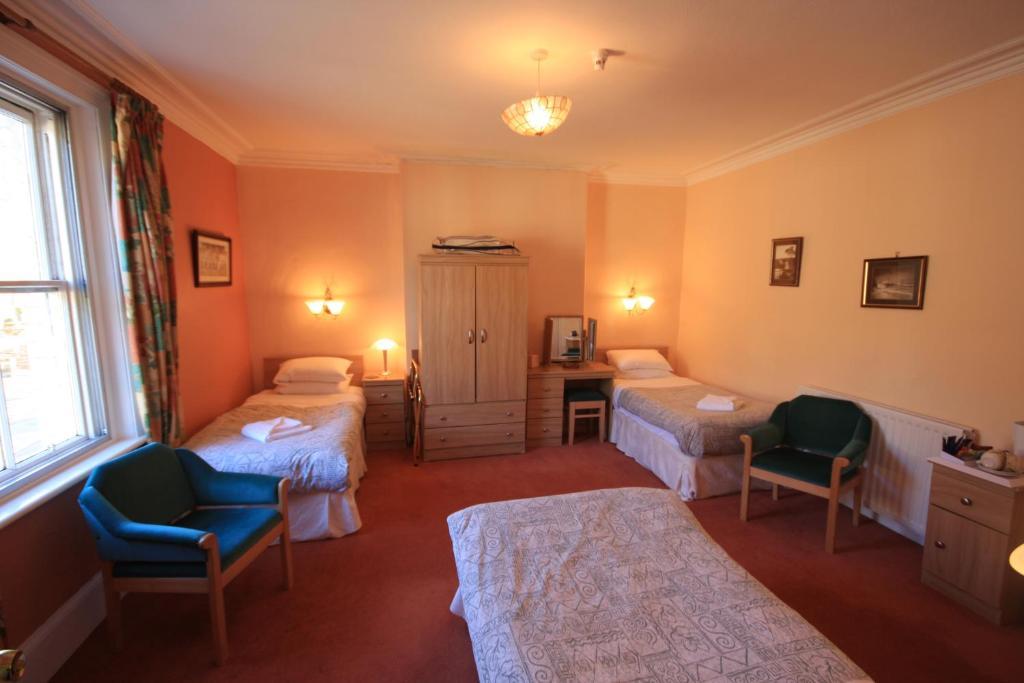 Cumberland Inn Олстън Стая снимка